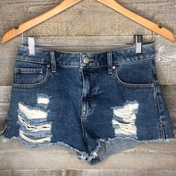 Pacsun size 26 high rise festival light blue distressed denim jean shorts - Picture 2 of 4